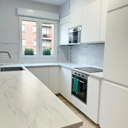 Alhondiga Center 105m By Sleep In Apartman Bilbao